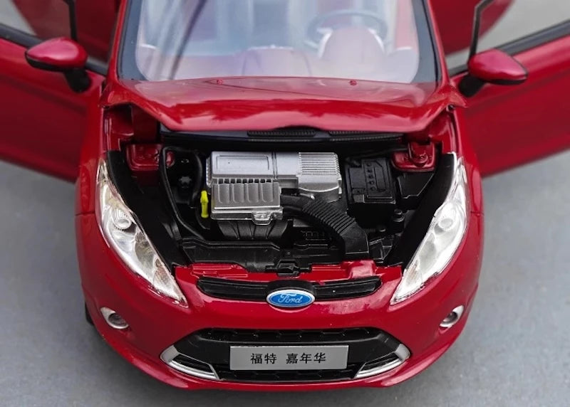 [OEM] 1:18 Ford 2008 Fiesta Red Model Car Die-Cast