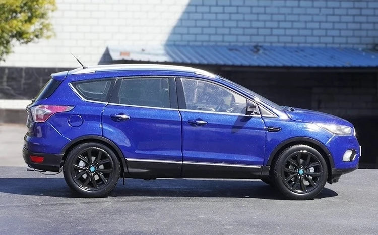 [OEM] 1:18 Ford 2017 Kuga ST-Line Blue Model Car Die-Cast