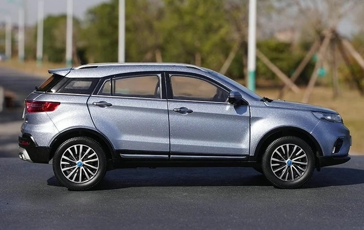 [OEM] 1:18 Ford 2018 Territory Silver Model Car Die-Cast