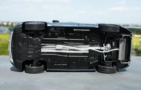 [OEM] 1:18 Ford 2020 Escape Blue Model Car Die-Cast