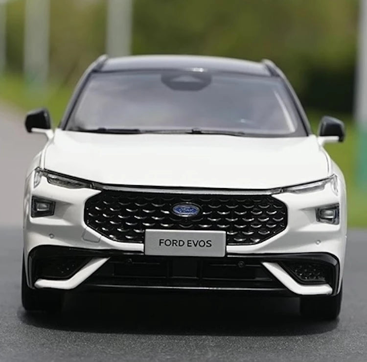 [OEM] 1:18 Ford 2021 Mondeo Sport White Model Car Die-Cast