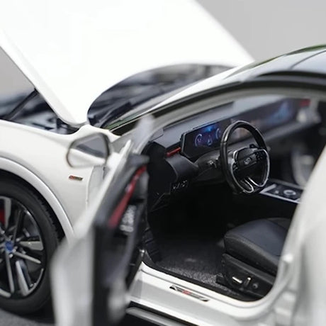 [OEM] 1:18 Ford 2021 Mondeo Sport White Model Car Die-Cast