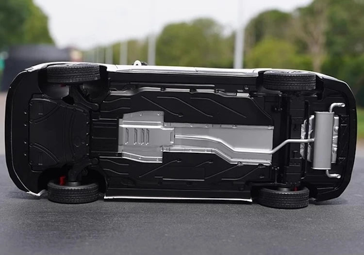 [OEM] 1:18 Ford 2021 Mondeo Sport White Model Car Die-Cast