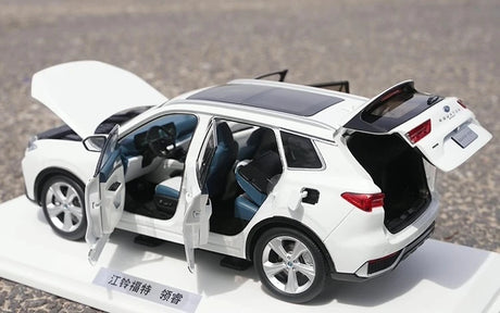 [OEM] 1:18 Ford 2022 Equator White Model Car Die-Cast