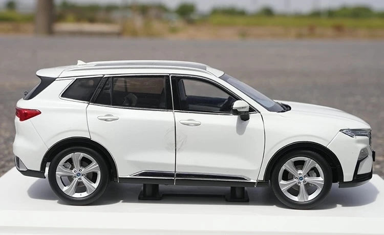 [OEM] 1:18 Ford 2022 Equator White Model Car Die-Cast