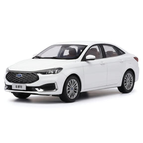 [OEM] 1:18 Ford 2022 Escort White Model Car Die-Cast