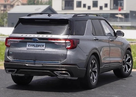[OEM] 1:18 Ford 2023 Explorer gray Model Car Die-Cast
