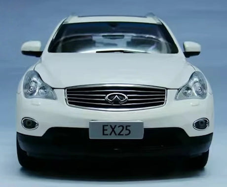 [OEM] 1:18 Infiniti 2011 EX25 White Model Car Die-Cast