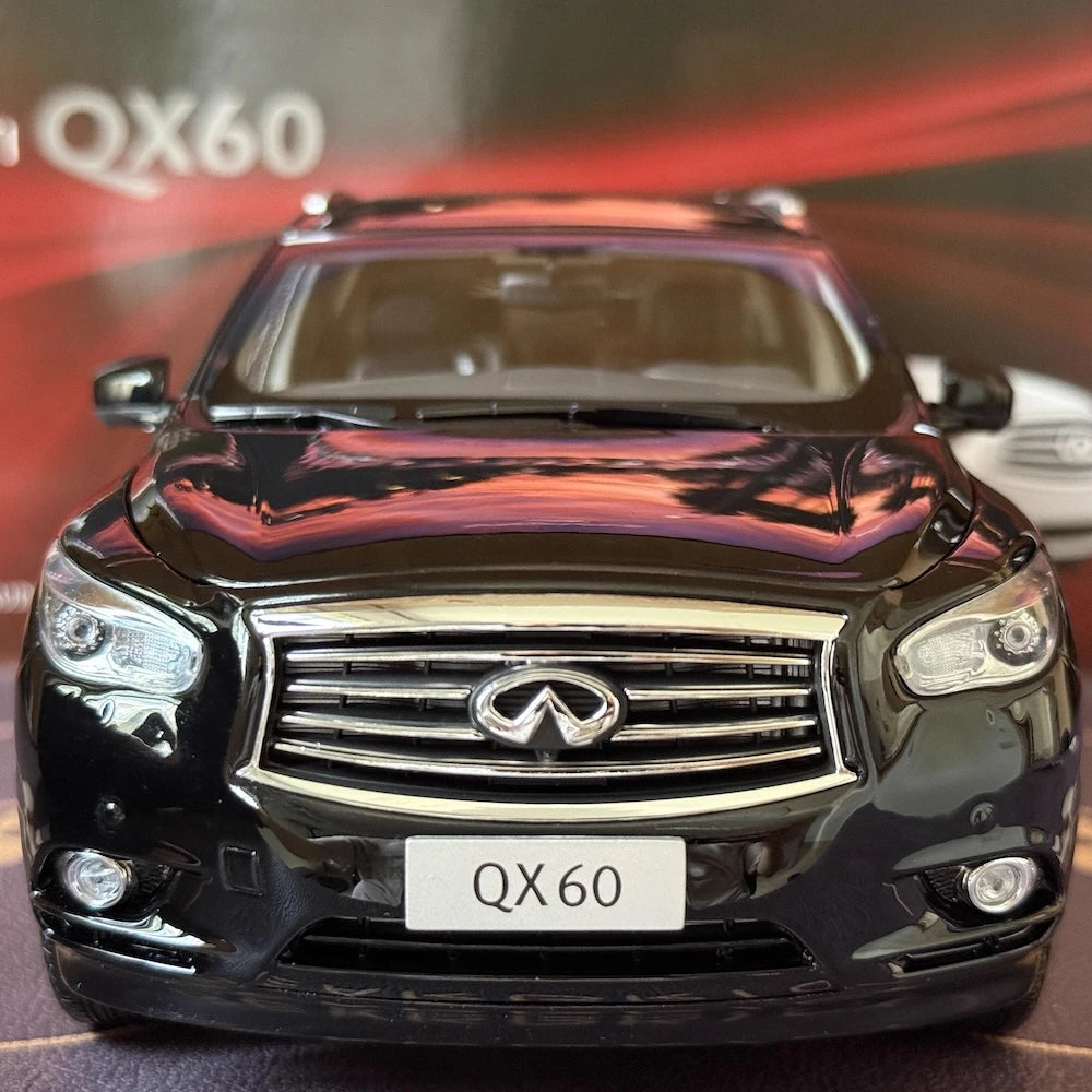 [OEM] 1:18 Infiniti 2014 QX60 Black Model Car Die-Cast