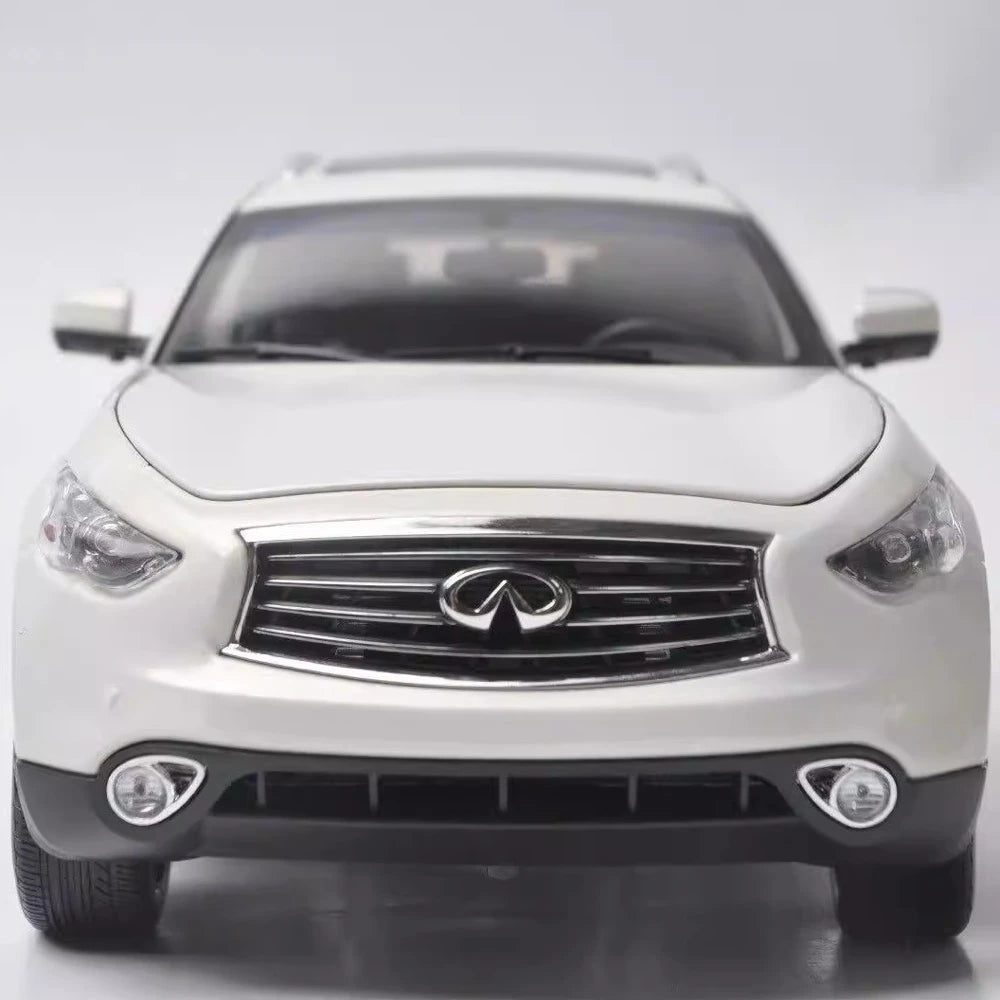 [OEM] 1:18 Infiniti 2014 QX70 White Model Car Die-Cast