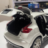 [OEM] 1:18 Infiniti 2015 ESQ White Model Car Die-Cast