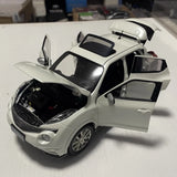 [OEM] 1:18 Infiniti 2015 ESQ White Model Car Die-Cast