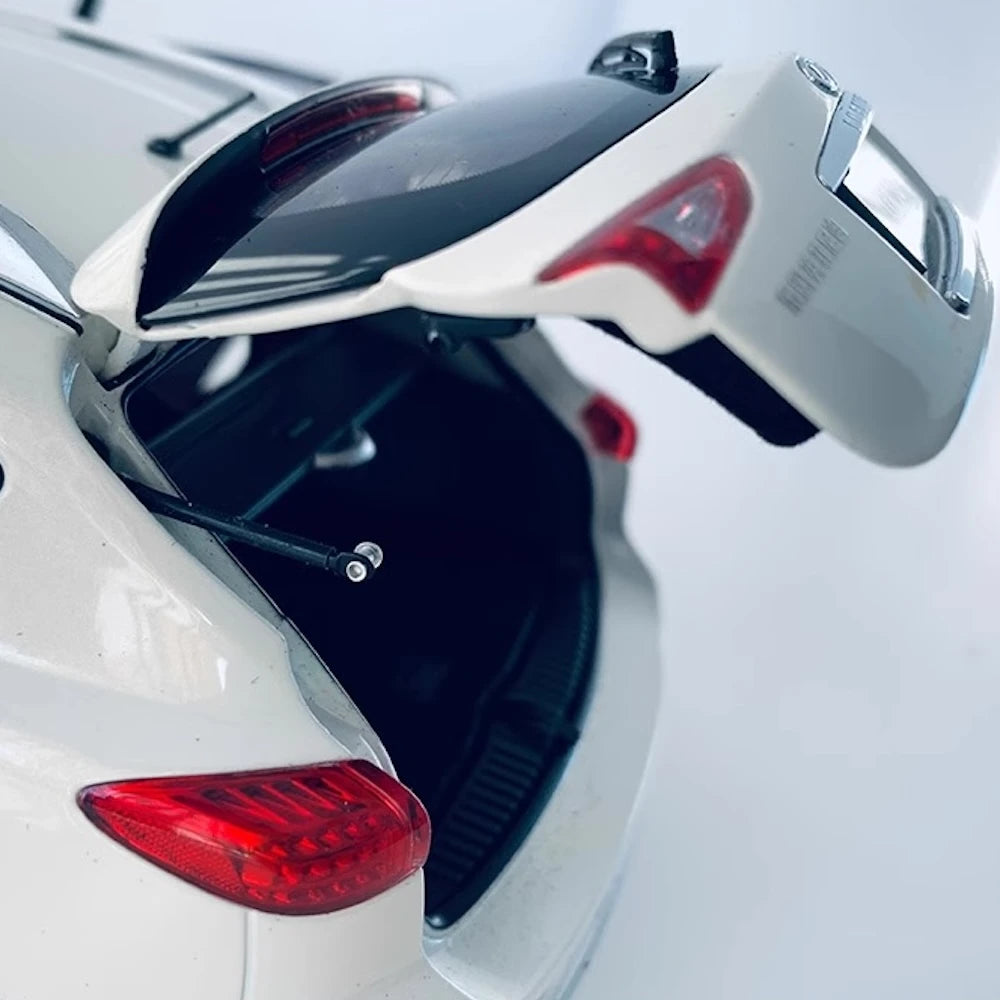 [OEM] 1:18 Infiniti 2015 QX50 ホワイト モデルカー Die-Cast