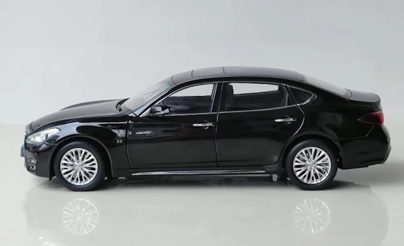 [OEM] 1:18 Infiniti 2017 Q70L Black Model Car Die-Cast