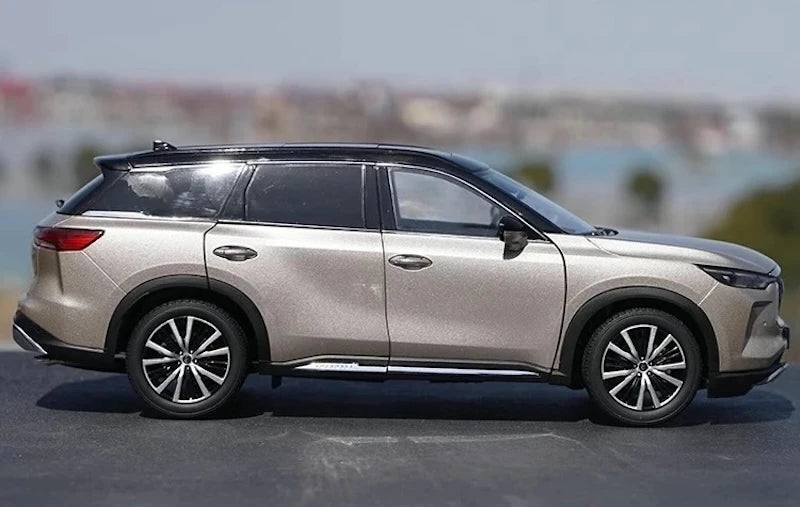 [OEM] 1:18 Infiniti 2022 QX60 Gold Model Car Die-Cast