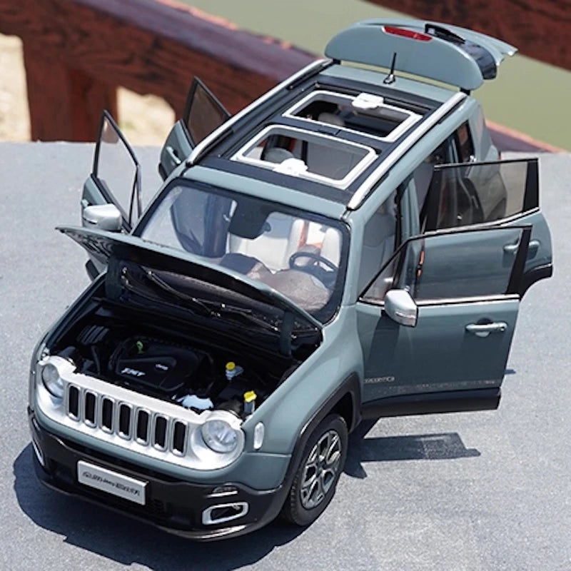 [OEM] 1:18 Jeep 2014 Renegade Gray Model Car Die-Cast