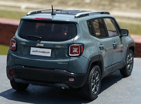 [OEM] 1:18 Jeep 2014 Renegade Gray Model Car Die-Cast