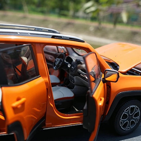 [OEM] 1:18 Jeep 2014 Renegade Orange Model Car Die-Cast