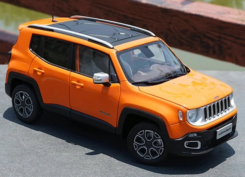 [OEM] 1:18 Jeep 2014 Renegade Orange Model Car Die-Cast