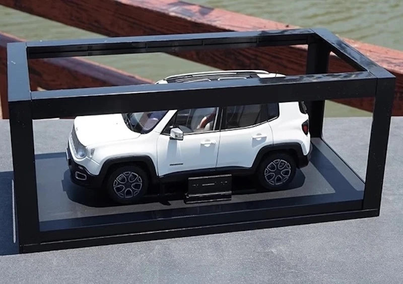 [OEM] 1:18 Jeep 2014 Renegade White Model Car Die-Cast