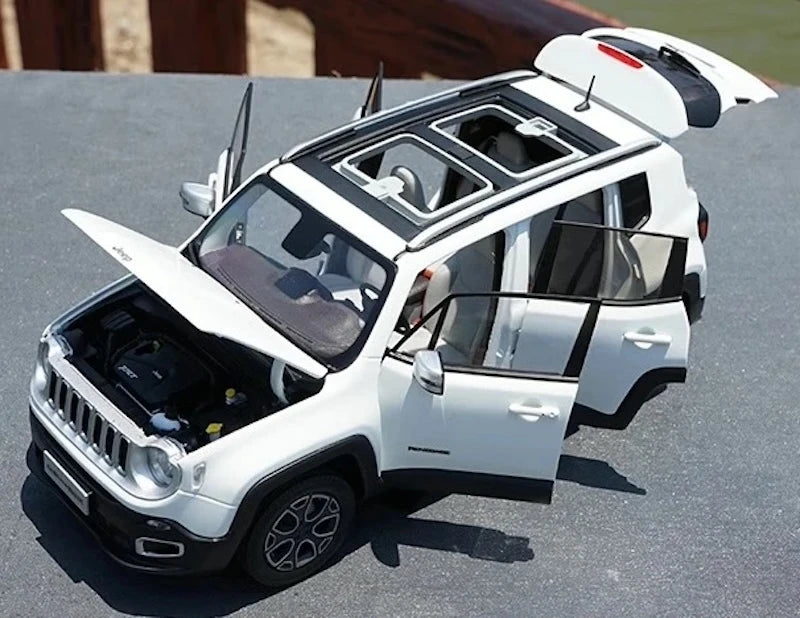 [OEM] 1:18 Jeep 2014 Renegade White Model Car Die-Cast