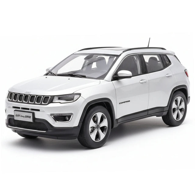 [OEM] 1:18 Jeep 2017 Compass Silver Model Car Die-Cast
