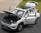 [OEM] 1:18 Jeep 2017 Compass Silver Model Car Die-Cast