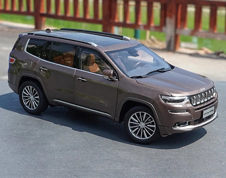 [OEM] 1:18 Jeep 2018 Grand Commander Brown Model Car Die-Cast