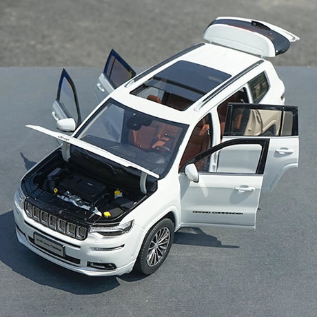 [OEM] 1:18 Jeep 2018 Grand Commander White Model Car Die-Cast