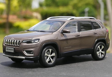 [OEM] 1:18 Jeep 2020 Cherokee Brown Model Car Die-Cast