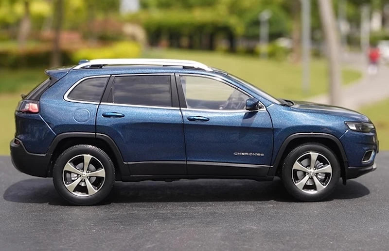 [OEM] 1:18 Jeep 2020 Cherokee Blue Model Car Die-Cast
