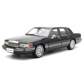 [OEM] 1:18 Lincoln 1990 Town Black Model Car Die-Cast