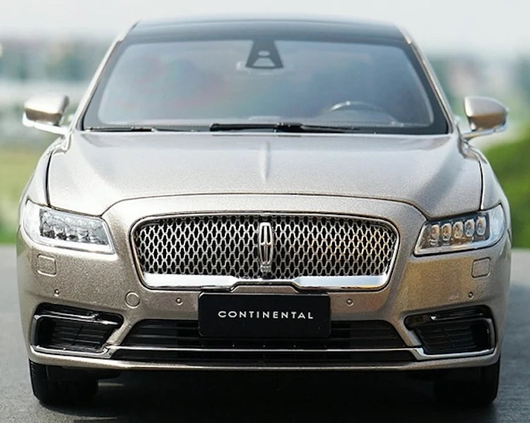 [OEM] 1:18 Lincoln 2017 Continental Gold Model Car Die-Cast