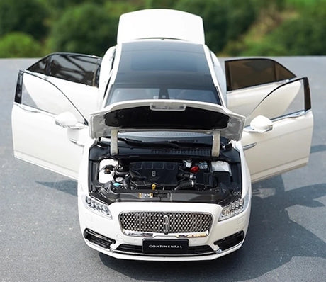 [OEM] 1:18 Lincoln 2017 Continental White Model Car Die-Cast
