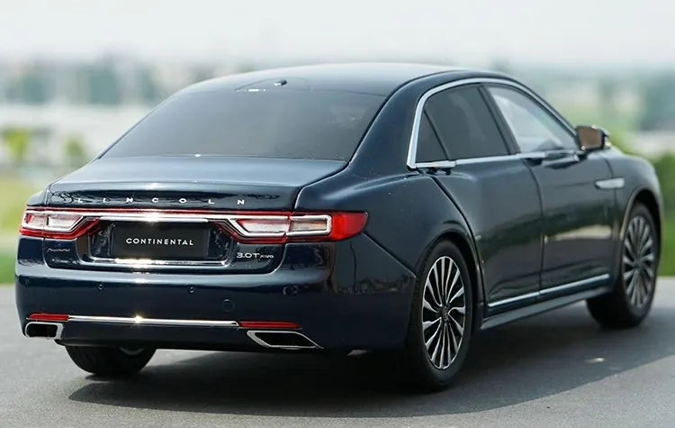 [OEM] 1:18 Lincoln 2017 Continental Blue Model Car Die-Cast