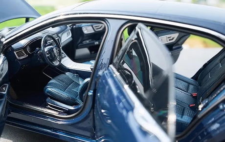 [OEM] 1:18 Lincoln 2017 Continental Blue Model Car Die-Cast