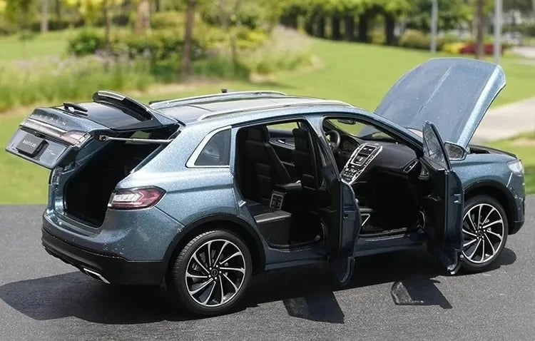 [OEM] 1:18 Lincoln 2019 Nautilus bleu voiture miniature Die-Cast