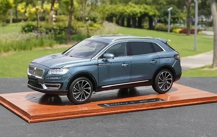 [OEM] 1:18 Lincoln 2019 Nautilus Blue Model Car Die-Cast