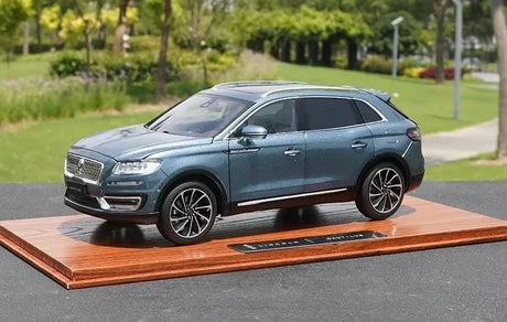 [OEM] 1:18 Lincoln 2019 Nautilus Blue Model Car Die-Cast