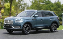 [OEM] 1:18 Lincoln 2019 Nautilus bleu voiture miniature Die-Cast
