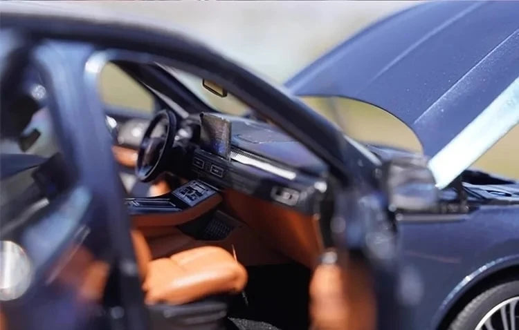 [OEM] 1:18 Lincoln 2020 Aviator Blue Model Car Die-Cast
