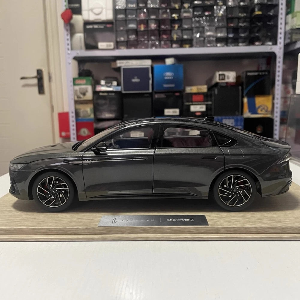 [OEM] 1:18 Lincoln 2022 Zephyr Gray Model Car Die-Cast