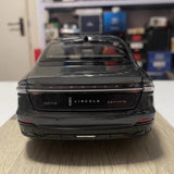 [OEM] 1:18 Lincoln 2022 Zephyr Gray Model Car Die-Cast