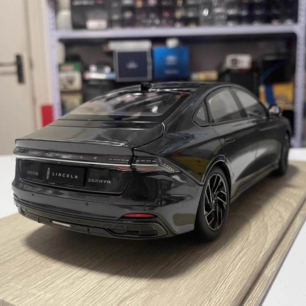 [OEM] 1:18 Lincoln 2022 Zephyr Gray Model Car Die-Cast