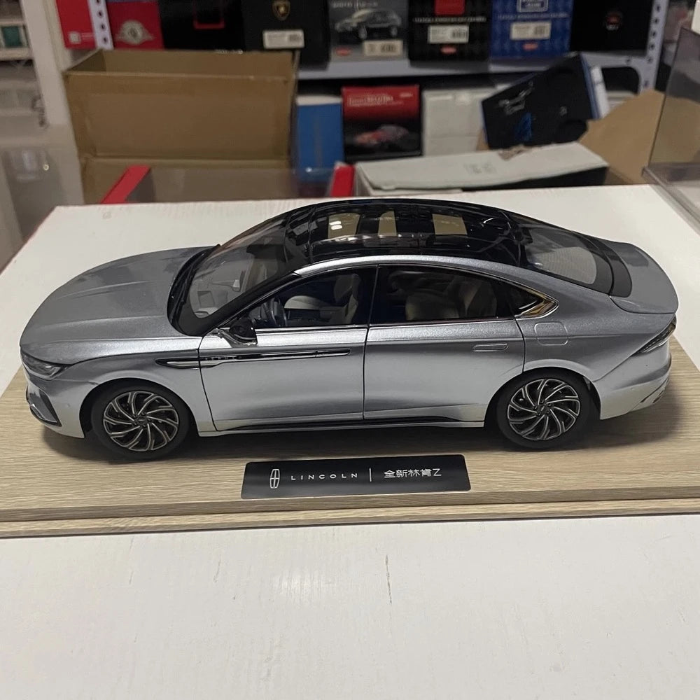 [OEM] 1:18 Lincoln 2022 Zephyr シルバー モデルカー Die-Cast