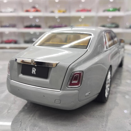 [OEM] 1:18 Rolls-Royce 2017 Phantom VIII EWB Gray Model Car Die-Cast