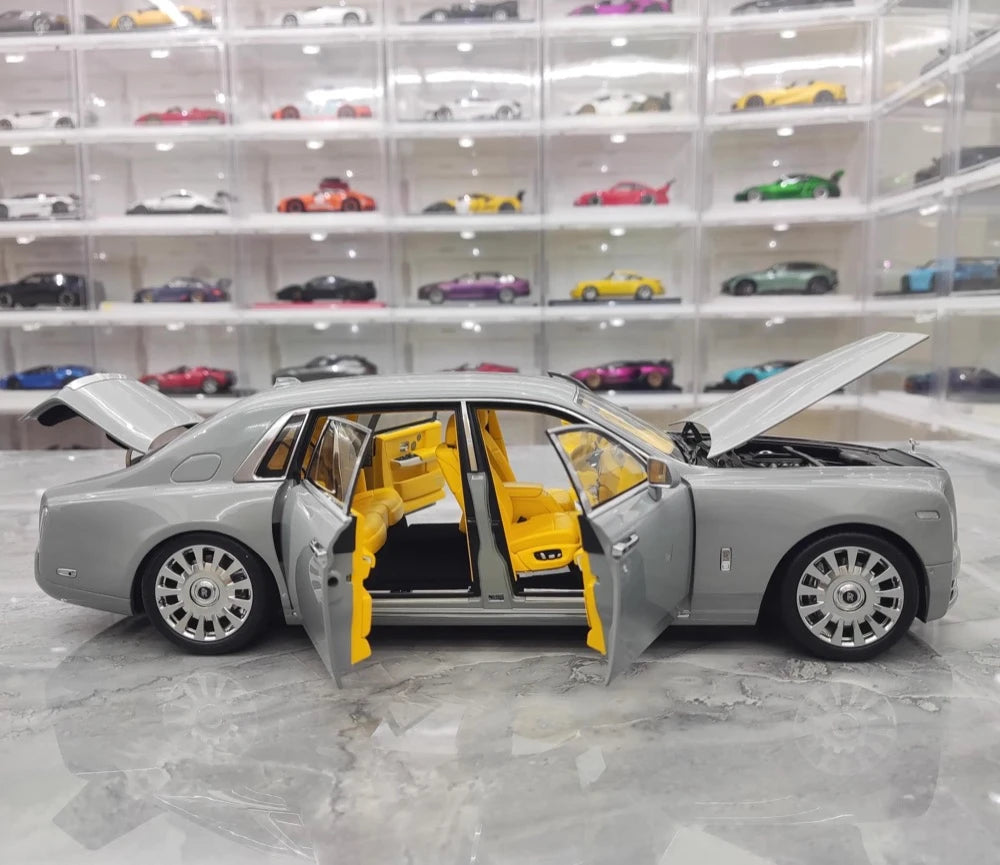 [OEM] 1:18 Rolls-Royce 2017 Phantom VIII EWB harmaa pienoismalli Die-Cast