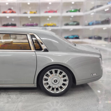[OEM] 1:18 Rolls-Royce 2017 Phantom VIII EWB Gray Model Car Die-Cast