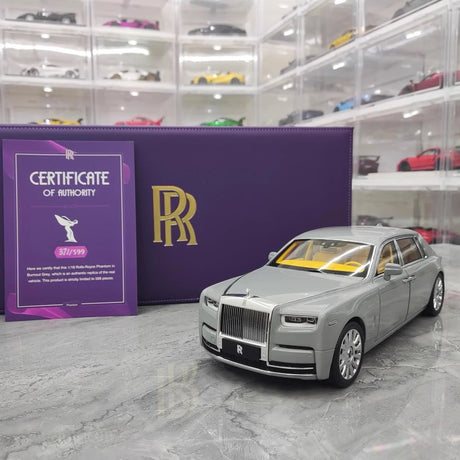 [OEM] 1:18 Rolls-Royce 2017 Phantom VIII EWB Gray Model Car Die-Cast