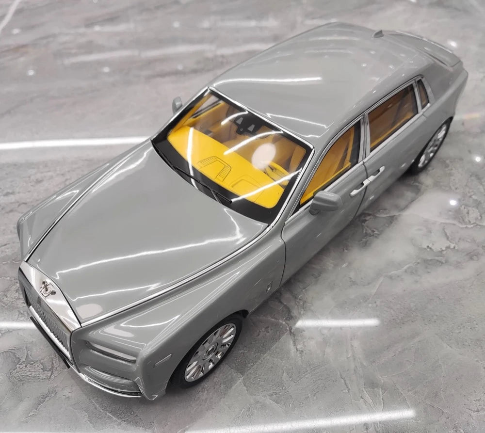 [OEM] 1:18 Rolls-Royce 2017 Phantom VIII EWB Gray Model Car Die-Cast